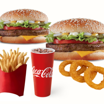 Menü 56: İki köfte burger, çıtır soğan halkaları, patates kızartması ve kola ile eksiksiz bir lezzet şöleni!